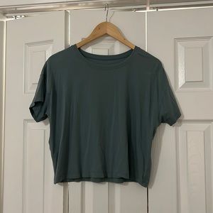 lululemon cropped tee